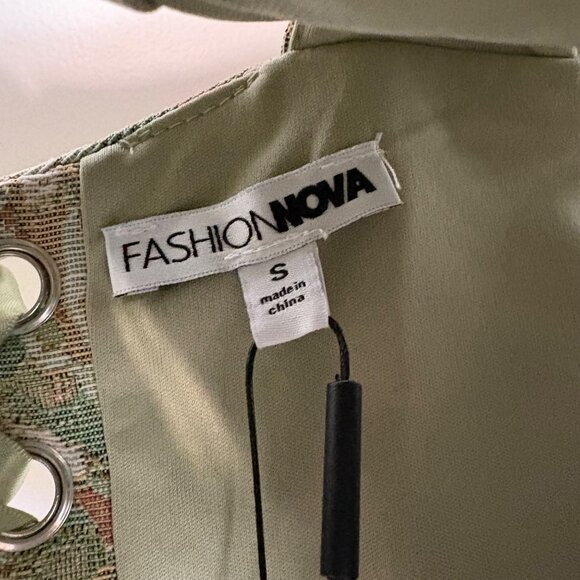 NWT Two Corset Tops Bundle Fashion Nova and Kendall & Kylie Tie Backs Size S - Picture 15 of 16